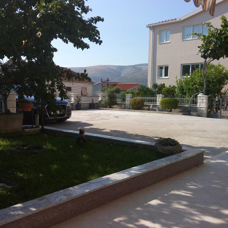 Ferienwohnung Apartman Soda Trogir Exterior foto