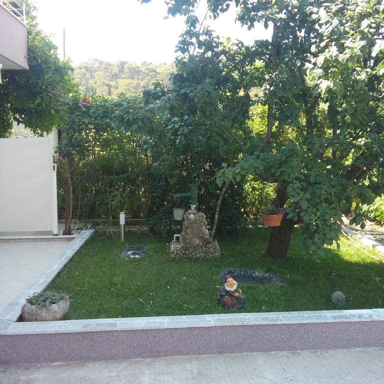 Ferienwohnung Apartman Soda Trogir Exterior foto