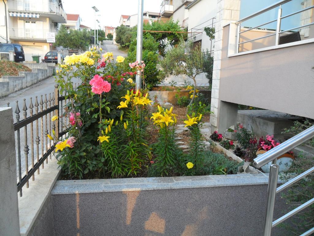 Ferienwohnung Apartman Soda Trogir Exterior foto